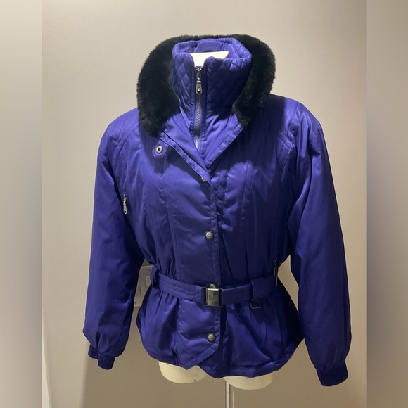 Ski jacket extraordinaire! - Picture 1 of 9